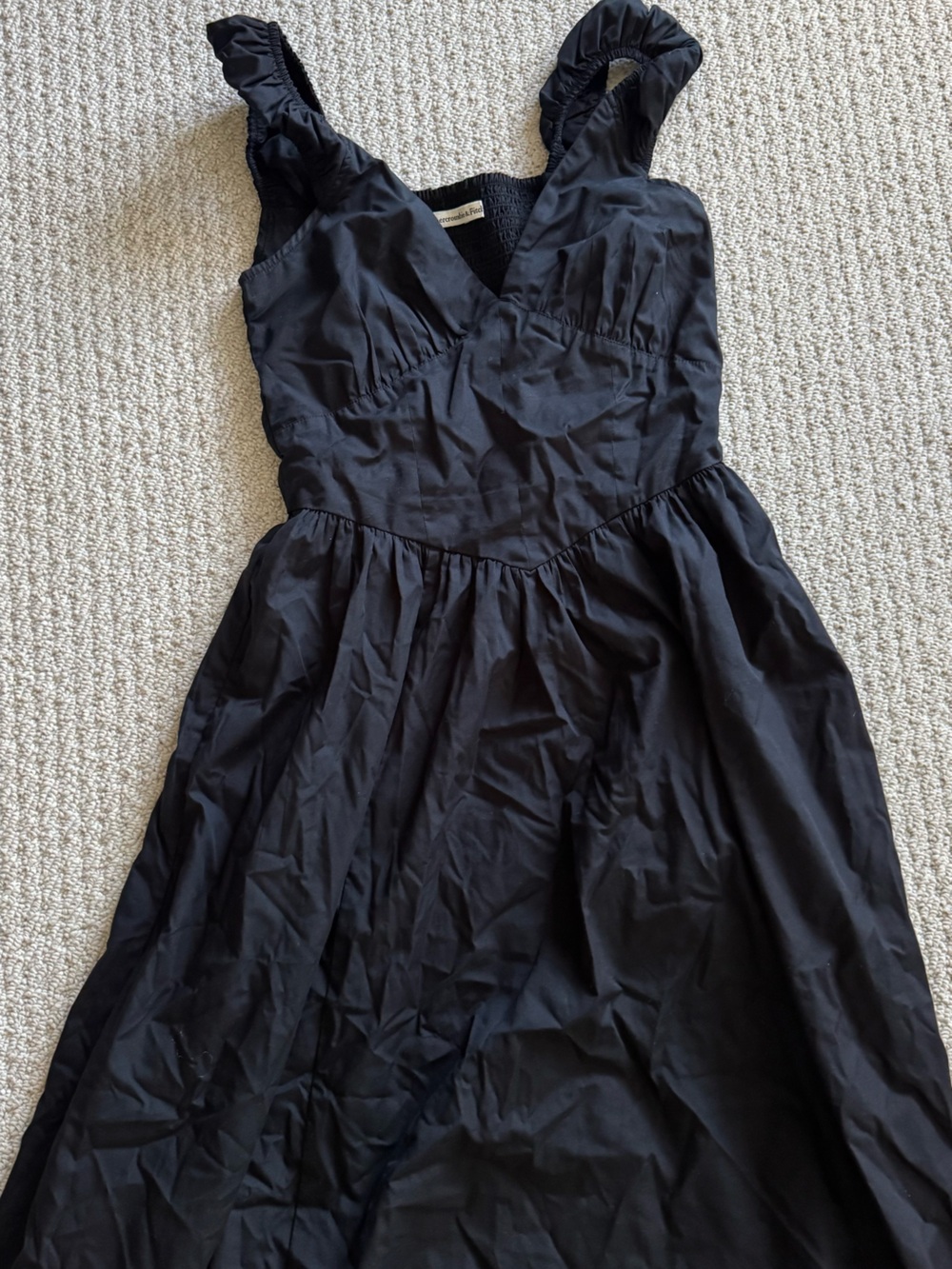 Abercrombie & Fitch - Corset Waist Midi Dress w/ Ruched Cap Sleeves - Picture 4 of 4